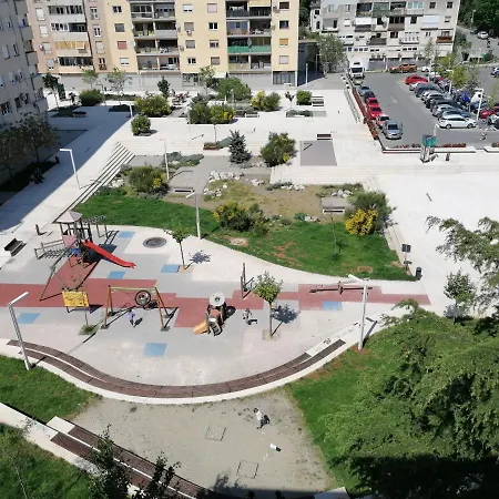 아파트 Sunny Spot 풀라